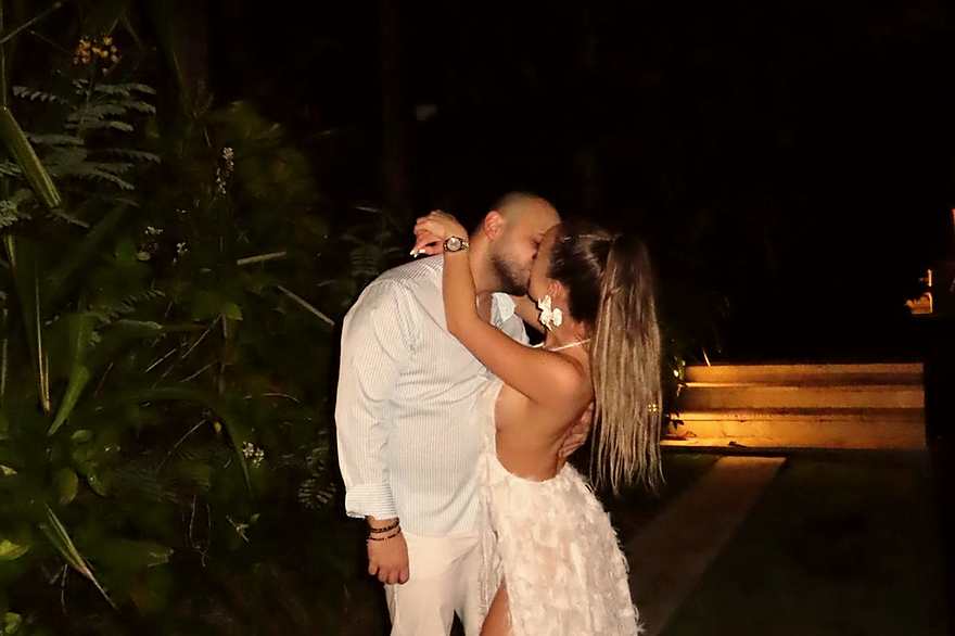 Ioana și Georgian în Bali, la apus